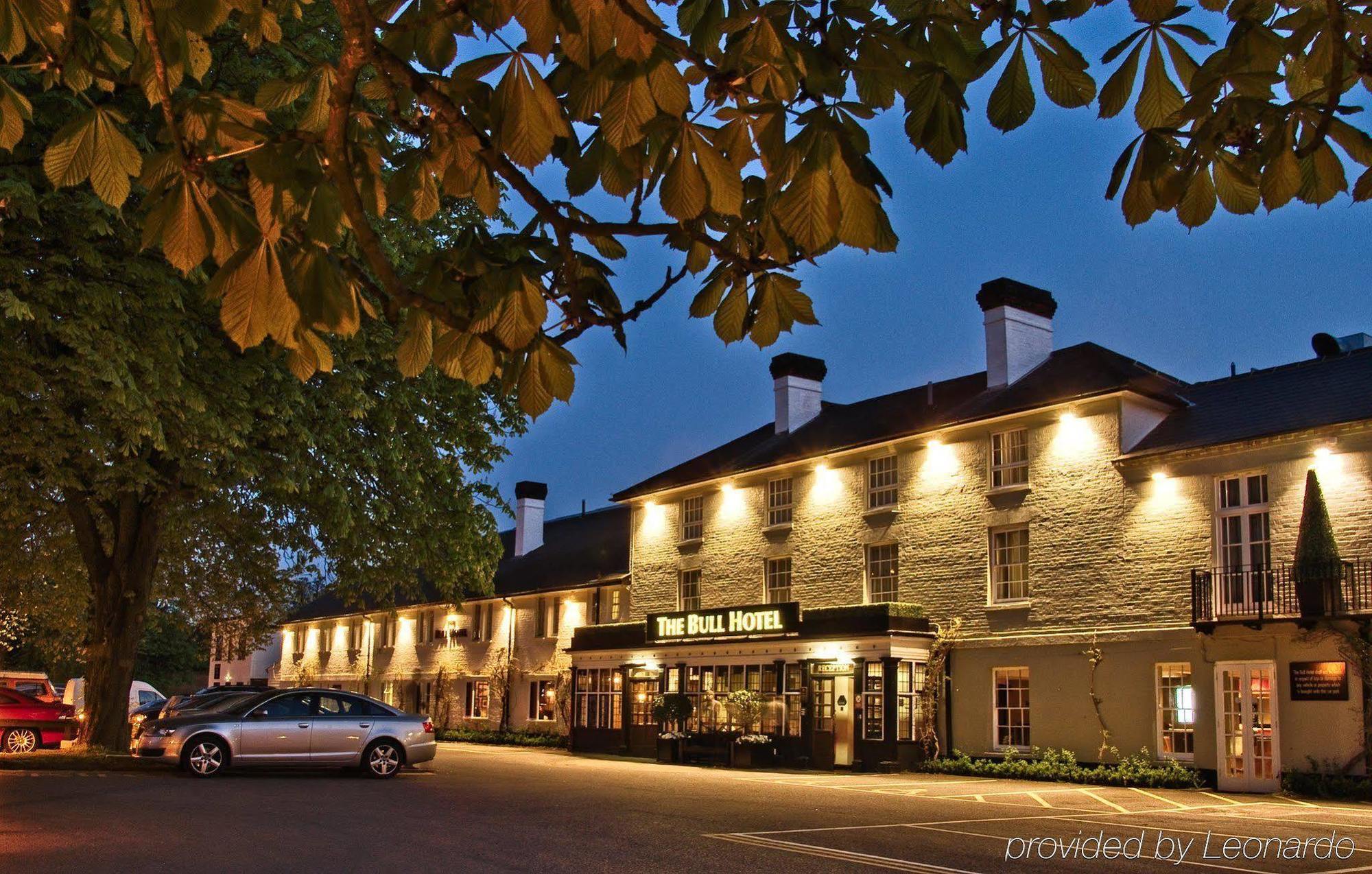 The Bull Hotel Gerrards Cross Exterior photo