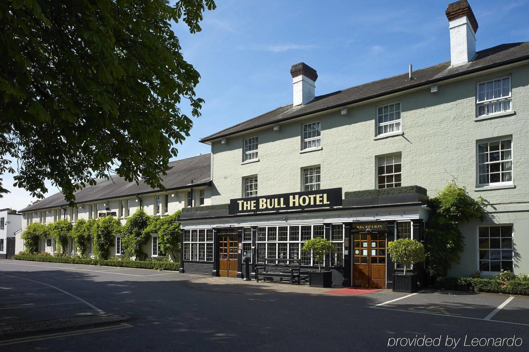 The Bull Hotel Gerrards Cross Exterior photo